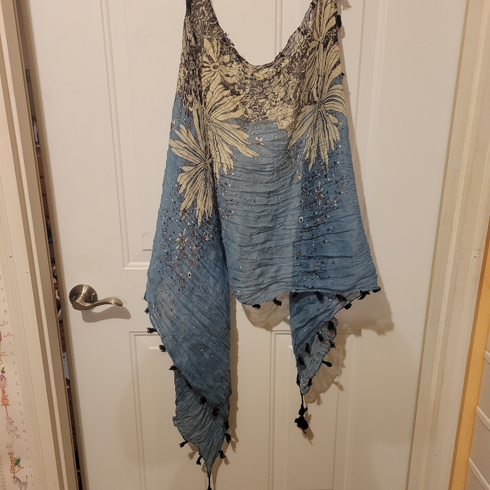 Turquoise floral shawl